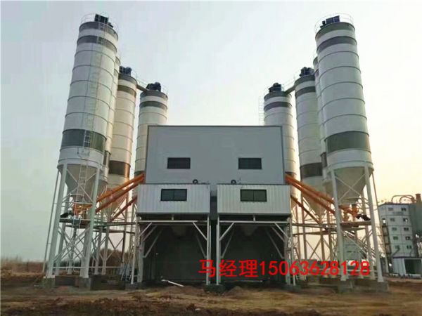 在使用初期，混凝土攪拌站有什么注意事項(xiàng)？